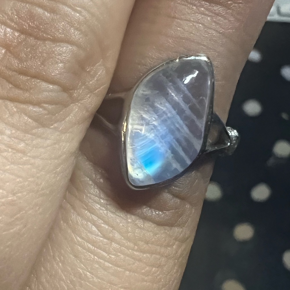 925 moonstone ring - Picture 2 of 2